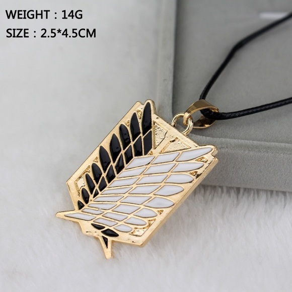 Attack on Titan Wings of Freedom necklace unisex - Picture 1 of 2